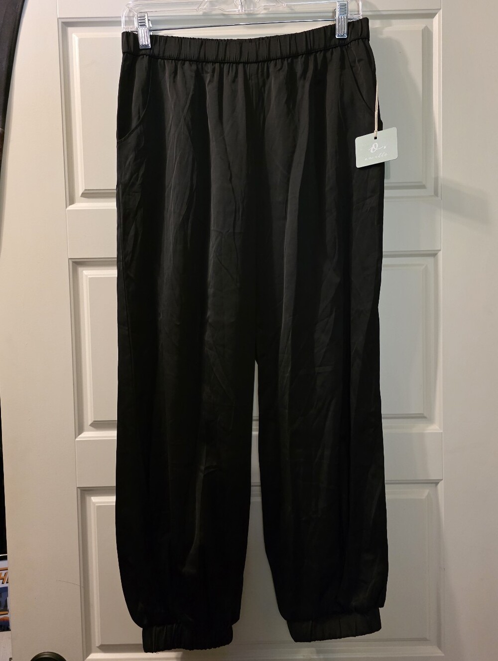 Owillo Pants Girls Youth XL Black Satin Jogger Elastic Waist Pockets Pull On